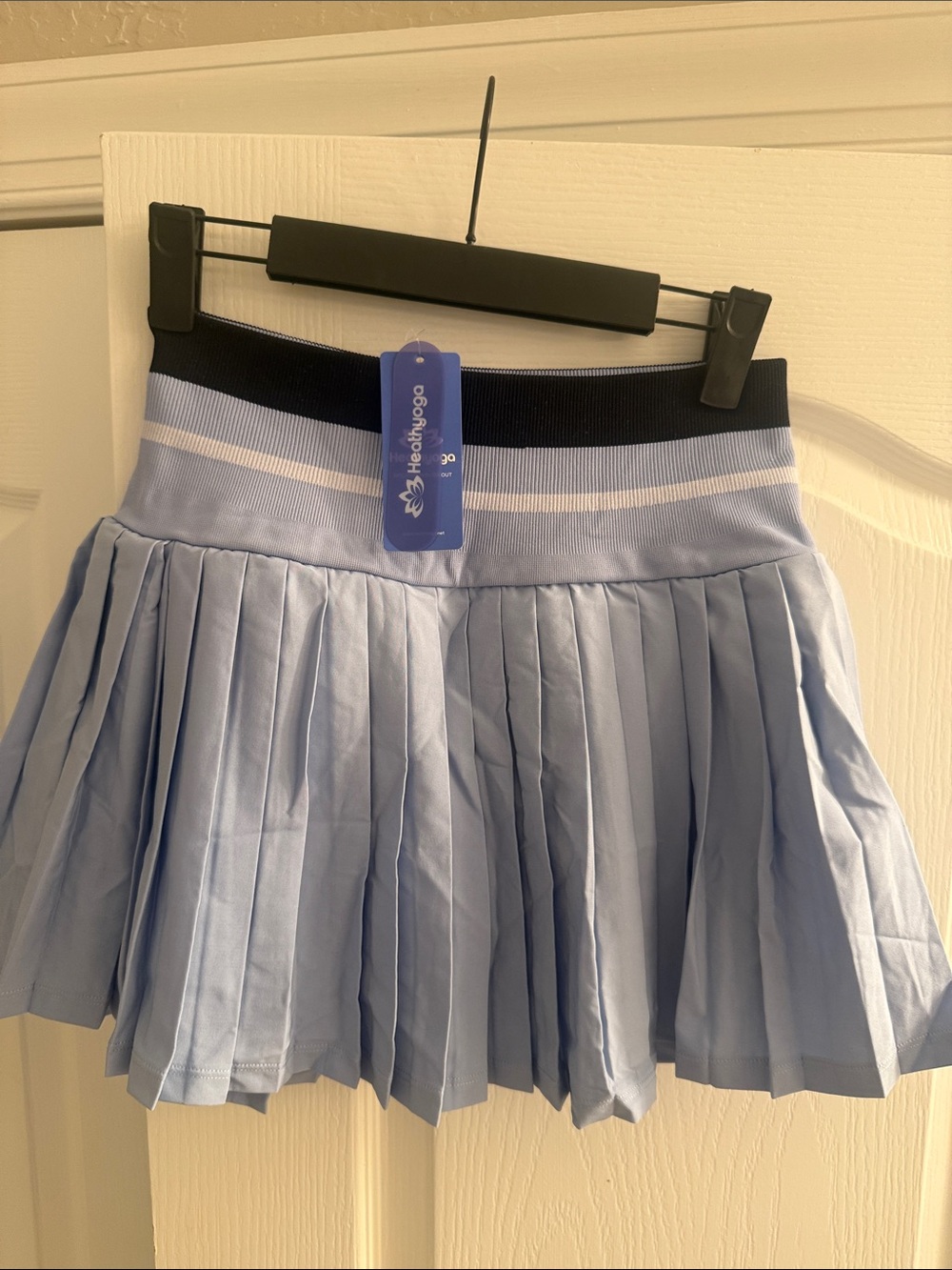 Healthyyoga Light Blue Pleated Tennis Skirt with Contrast Waistband